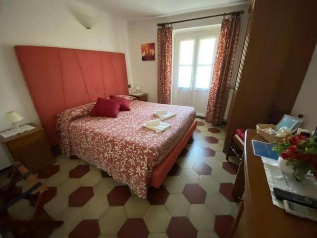 Double Room,1068395482:JPEG